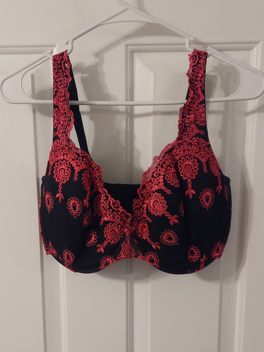 Frederick's of Hollywood Black Bra with Hot Pink Floral Lace